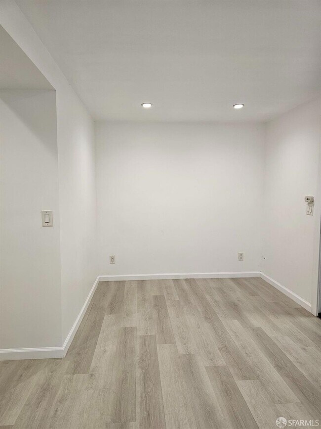 Foto del edificio - 615 15th Ave