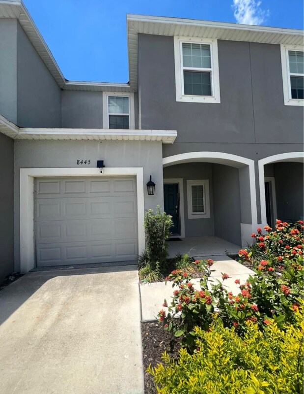 Building Photo - 8445 Lunar Skye St