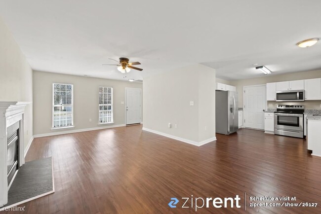 Foto del edificio - 4 br, 2.5 bath House - 2210 Genesis Dr, Mo...
