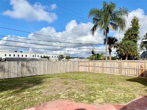Building Photo - 550 Hartley Pl