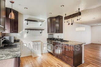 Building Photo - 171 Holman Way