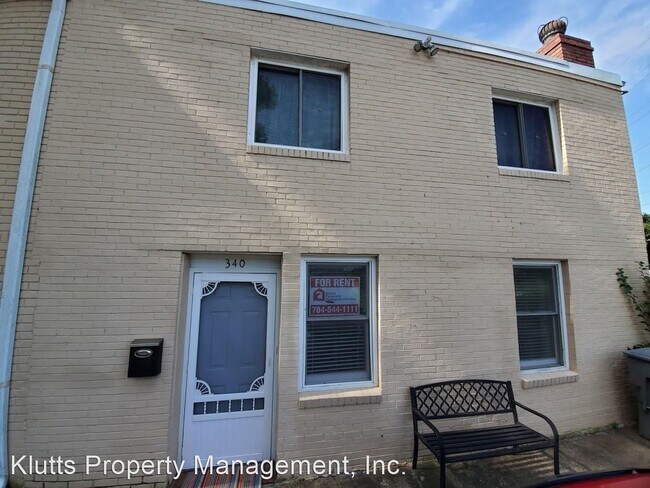 Foto del edificio - 2 br, 1 bath House - 340 Hollis Road