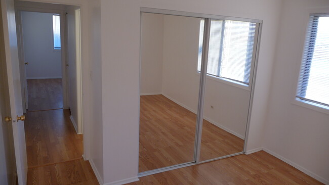 Building Photo - 1331 E Ports O Call Dr