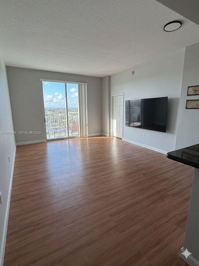 Building Photo - 140 S Dixie Hwy