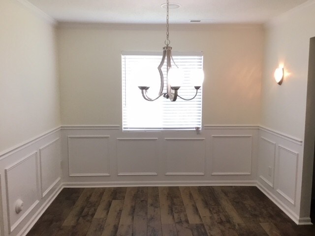 Foto del edificio - 1825 Chatfield Dr