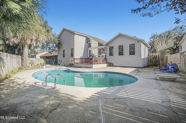 Foto del edificio - 4409 Shadow Wood Cir