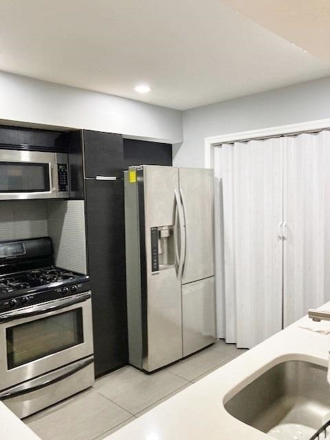 Building Photo - 804 Spinnaker Ct