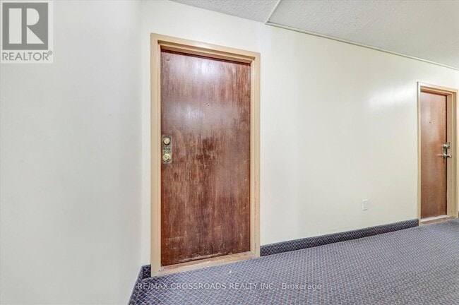 Building Photo - 10-410 Tapscott Rd