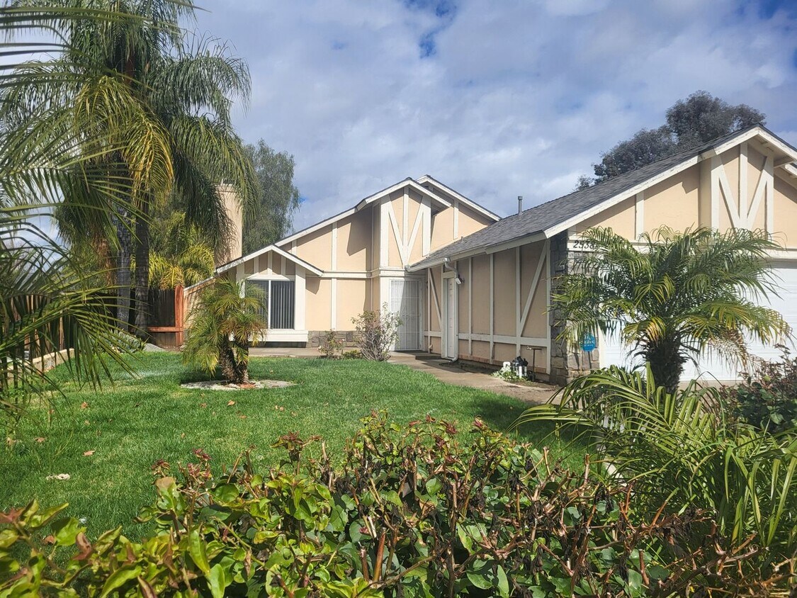 Primary Photo - 3 BR, 2 BA Single Story - Moreno Valley