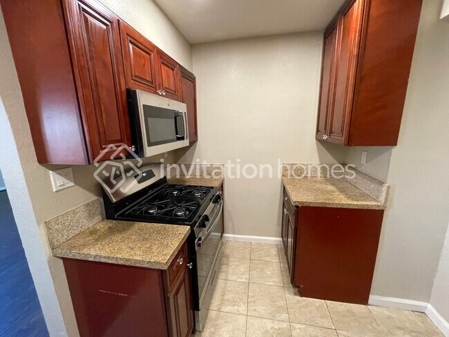 Foto del edificio - 1025 Piedmont St