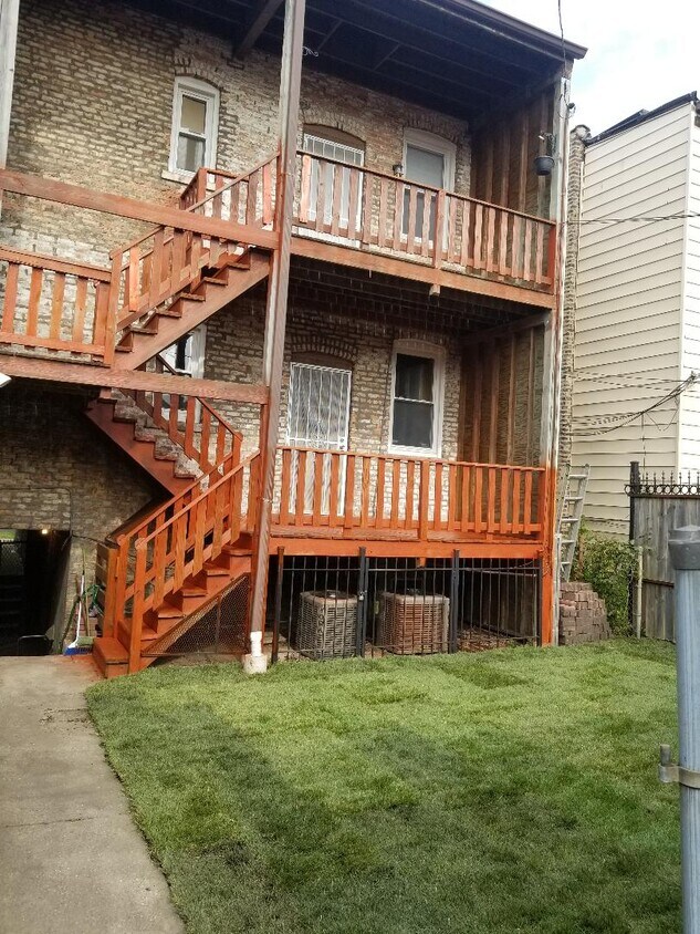 Building Photo - 5337 S Maryland Ave