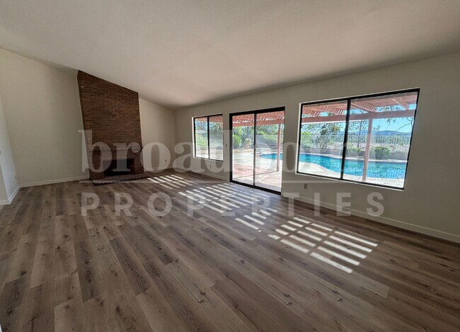 Foto del edificio - 1543 Buckskin Dr