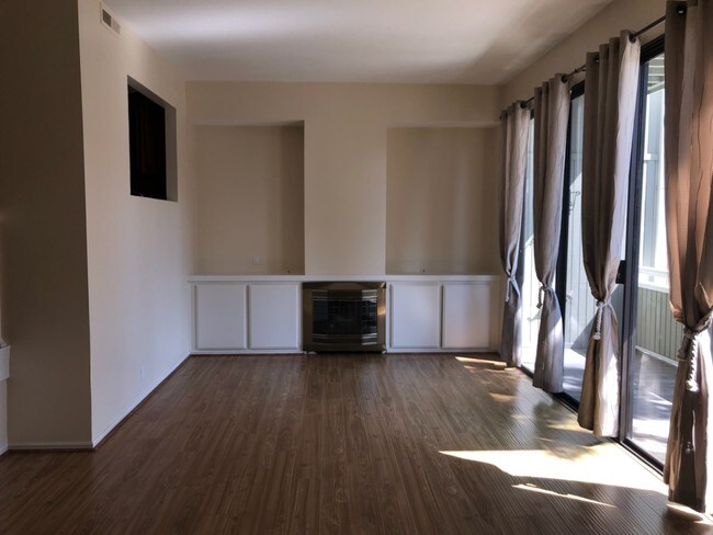 Foto del edificio - 306 Columbia St