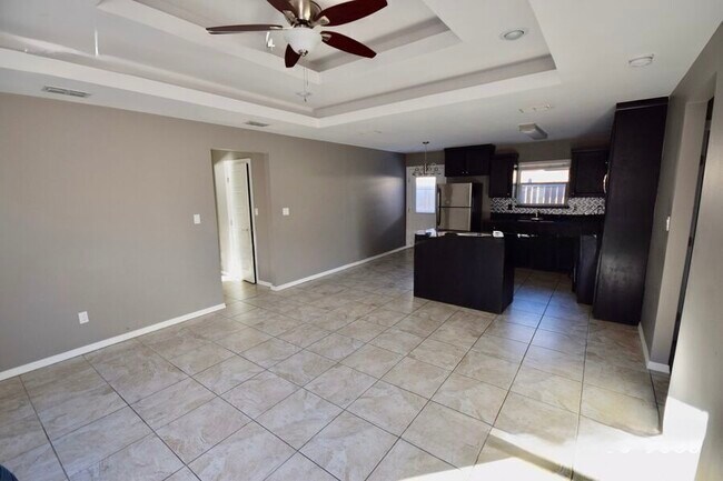 Foto del edificio - 4724 N Ebony St