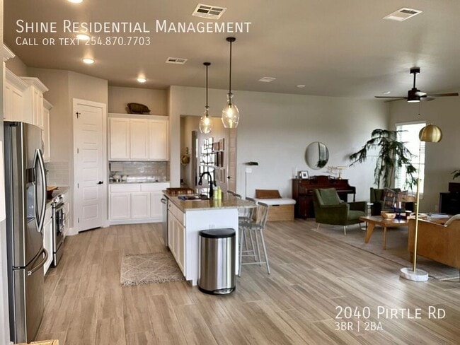 Foto del edificio - 2040 Pirtle Dr