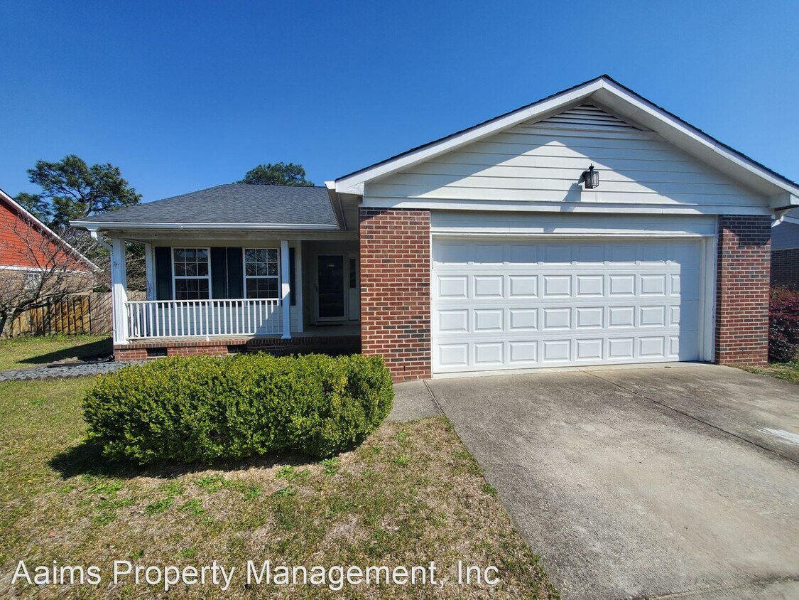 3 br, 2 bath House 4427 Pensacola Drive House Rental in Hope Mills
