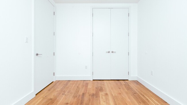 Photo - 876 Bergen St Apartment