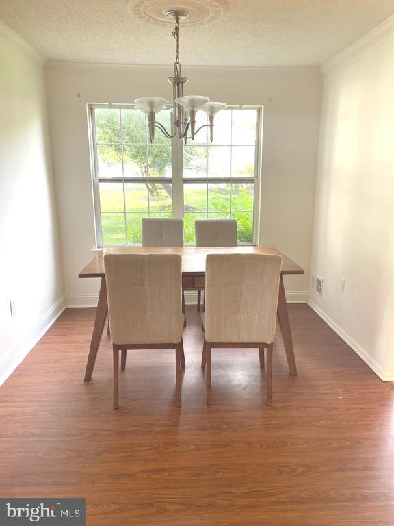 Foto del edificio - 62 Gregory Ln