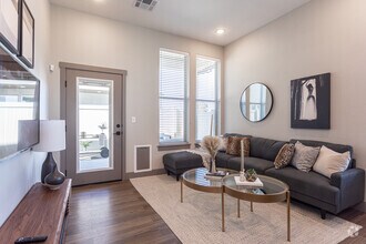 Interior Photo - Modern Craftsman - Black Cat