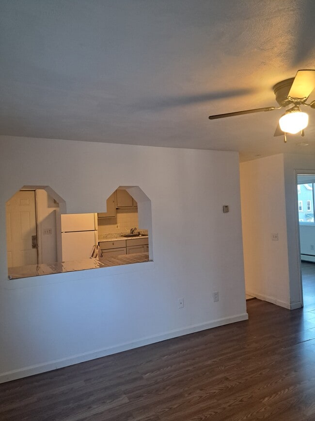 Building Photo - 284 Veazie St