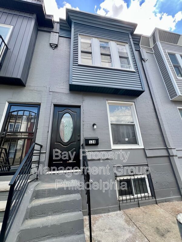 Building Photo - 124 E Wishart St