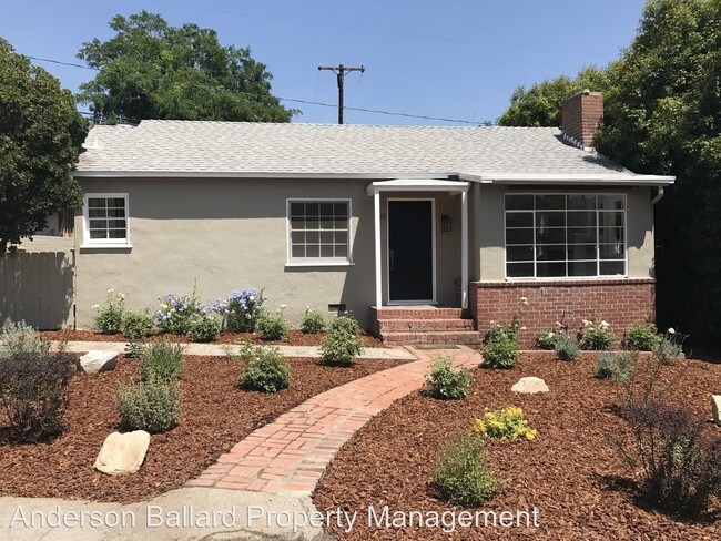 Foto del edificio - 4444 Briggs Ave