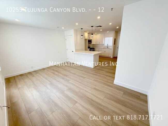 Foto del edificio - 10255 Tujunga Canyon Blvd