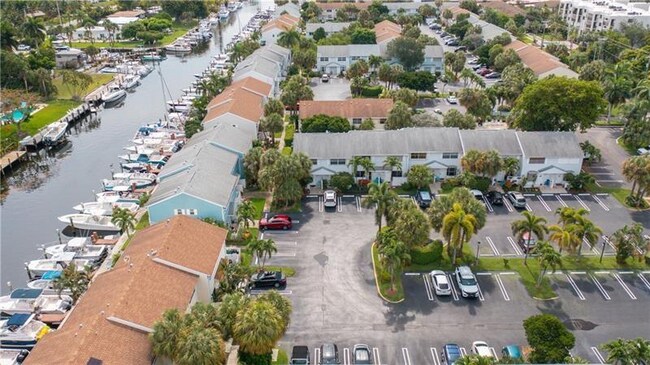 Foto del edificio - 2683 NE 15th St