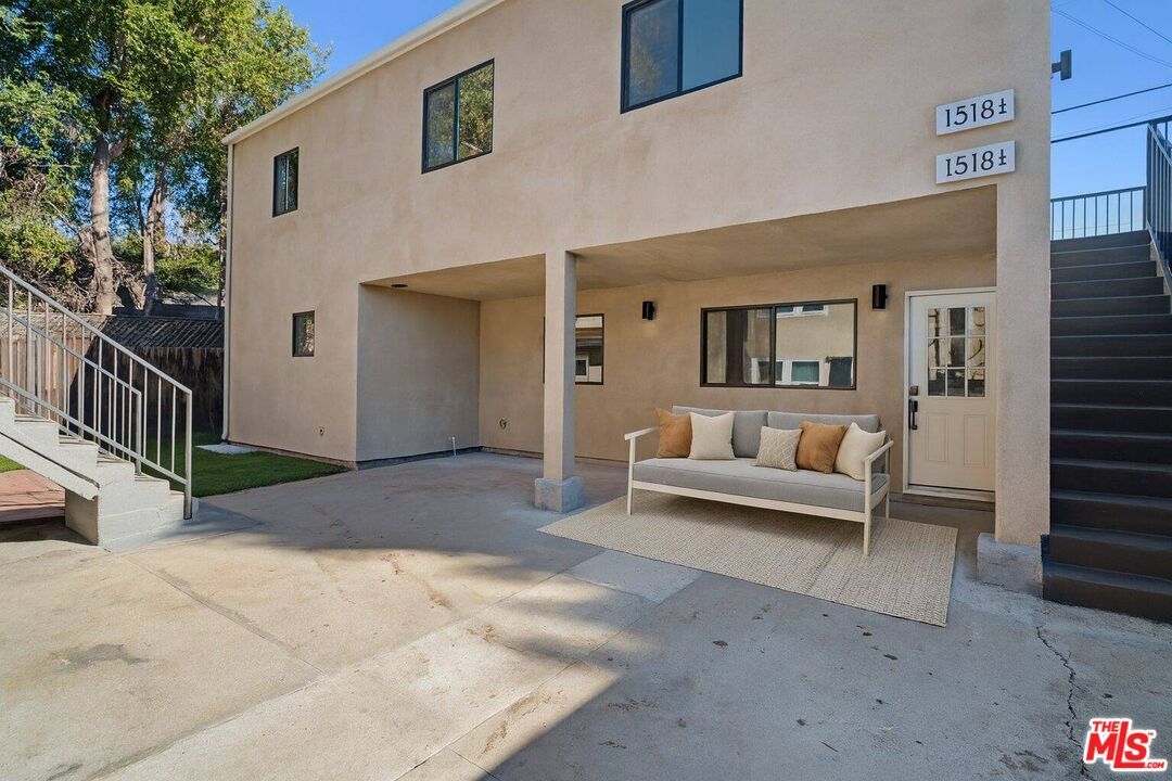 Foto principal - 1518 1/4 Stearns Dr