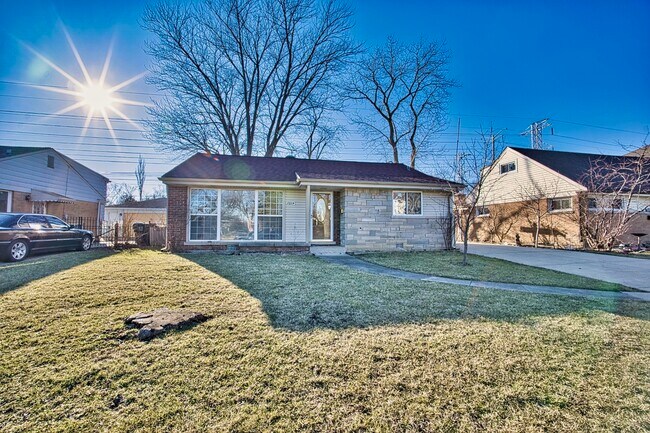 Foto del edificio - 7014 N Kilbourn Ave