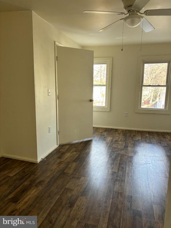 Foto del edificio - 722 W Stephen St