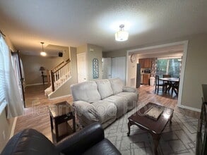Building Photo - 264 Orchard Hill Dr