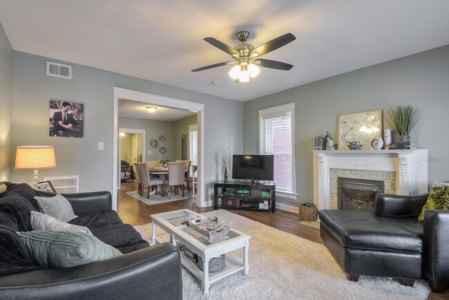 Foto del edificio - 2541 Cherry St