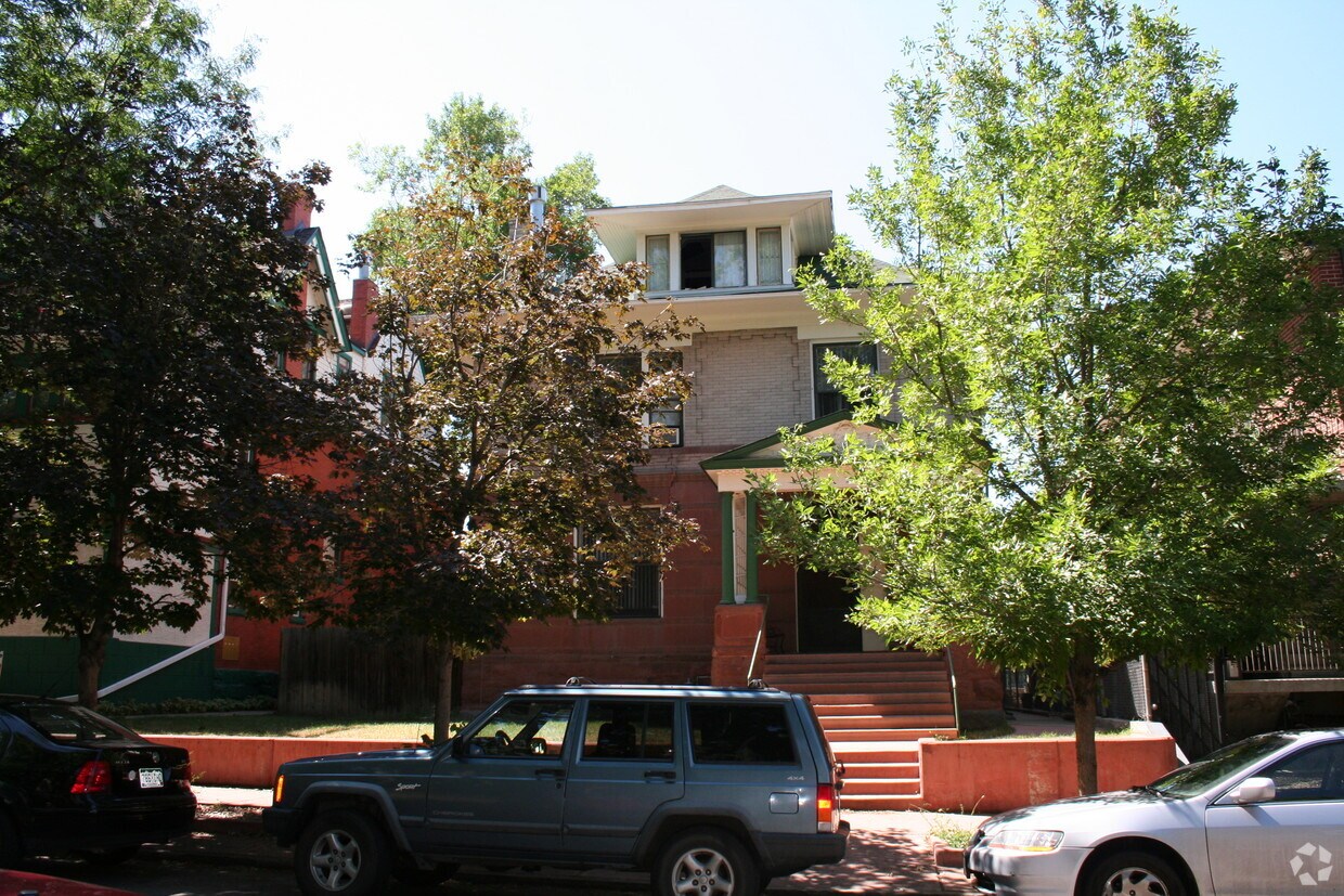 Primary Photo - 1331 Columbine St