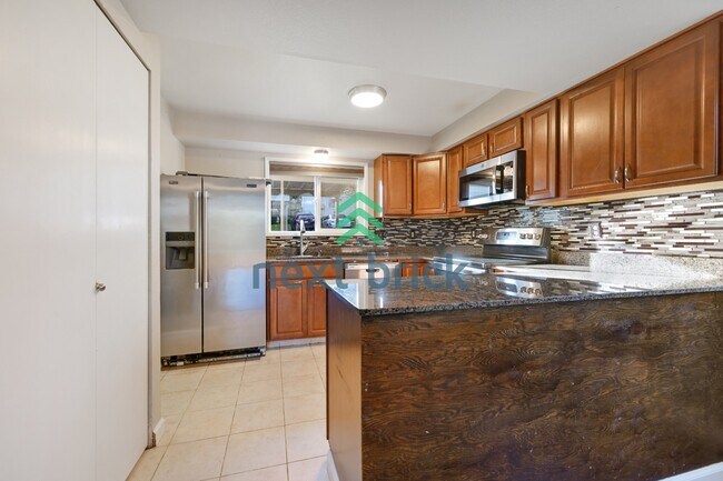 Foto del edificio - A Cozy 3 Bedroom and 2.5 Bathroom Property