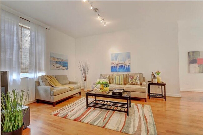 Foto del edificio - 1673 19th Ave