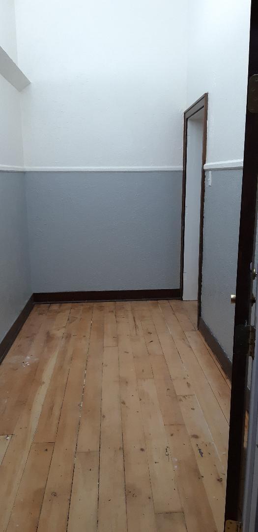 pasillo delantero - 120 Calumet St