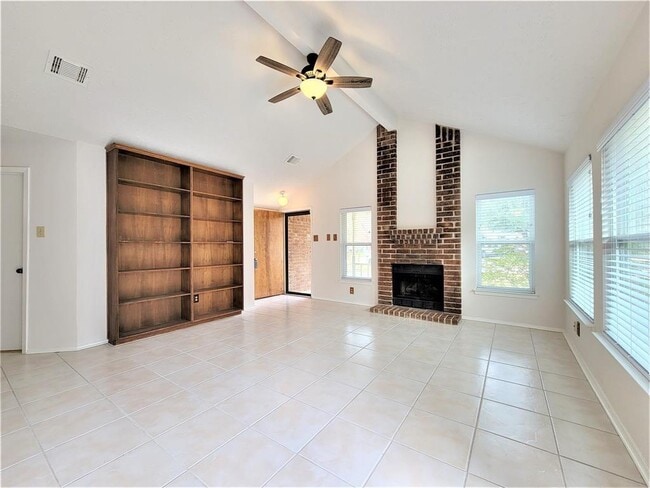 Building Photo - 12111 Westwold Dr