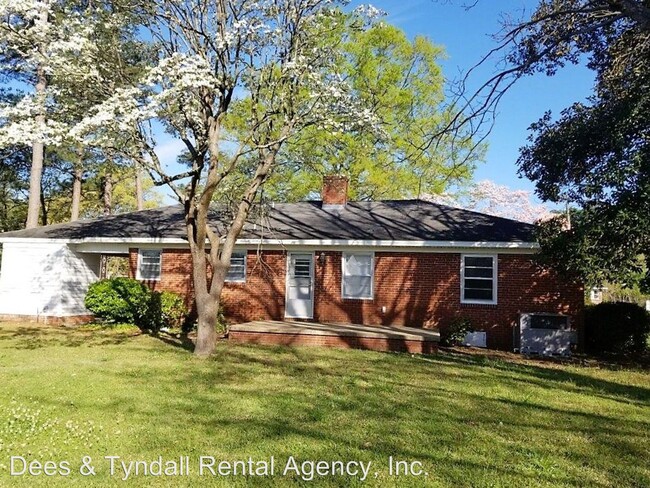 Foto del edificio - 3 br, 1 bath House - 1912 N. Berkeley Blvd.