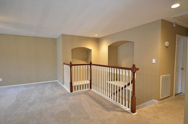 Building Photo - 78 S Bethany Bend Cir
