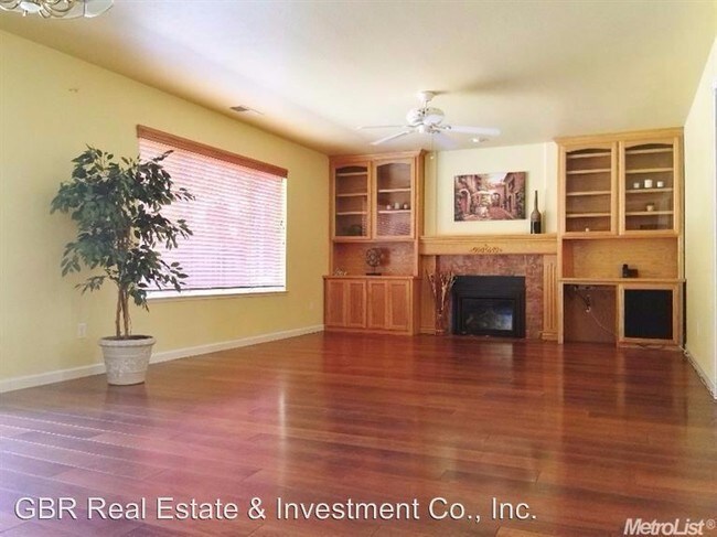 Building Photo - 4 br, 2.5 bath House - 109 Prisser Way
