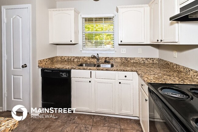 Foto del edificio - 2257 Purple Leaf Ln