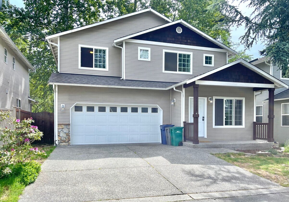 Primary Photo - Great Home for rent