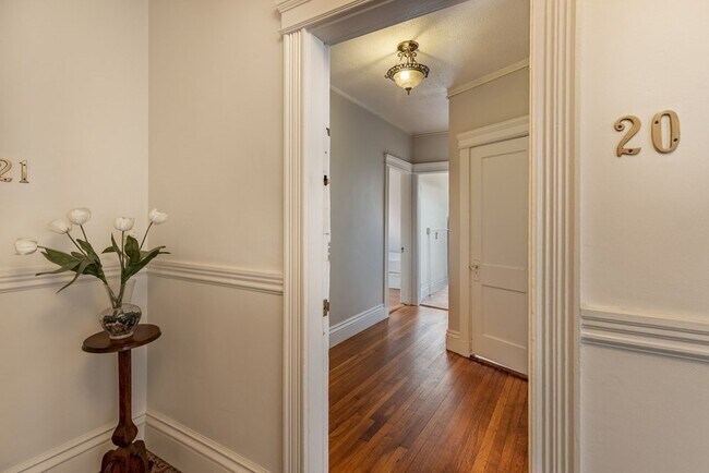 Foto del edificio - 35 Queensberry St