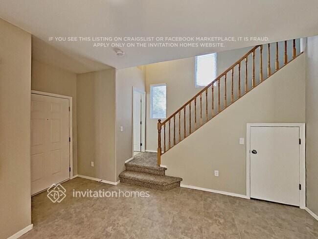 Building Photo - 1490 S Avocet St