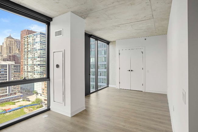 Photo - 245 W Polk St Apartment