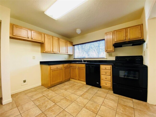 Building Photo - 4017 Nenana Dr