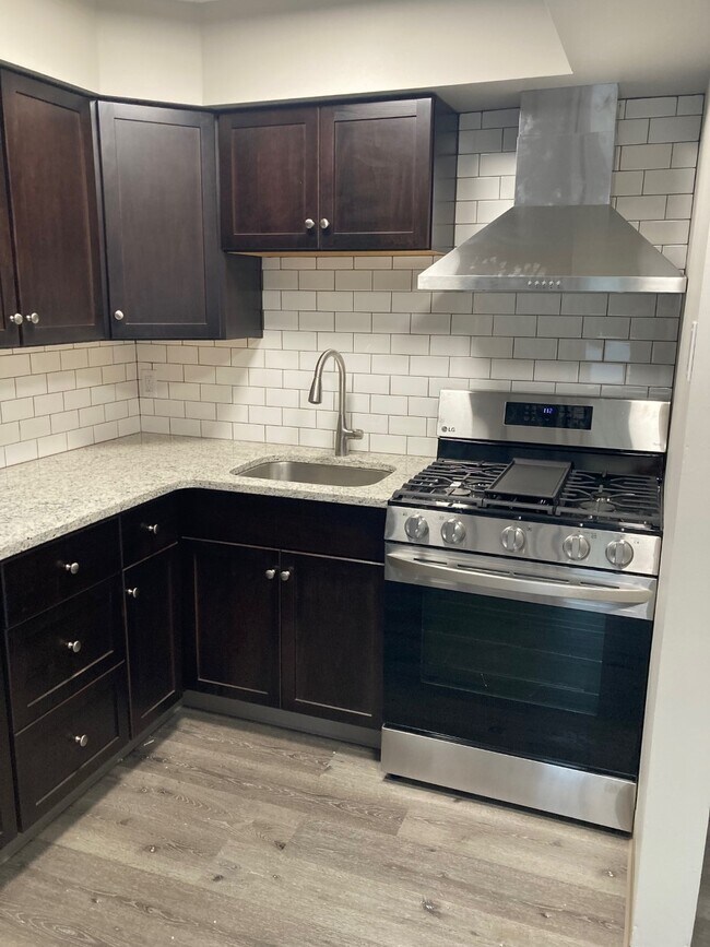 Cocina - 4633 Plummer St