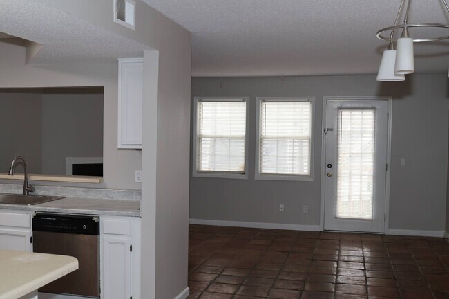 Photo - 3638 Spring Trce House