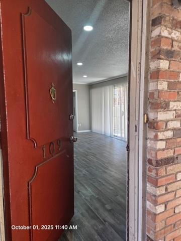 Foto del edificio - 7812 Royal Ln